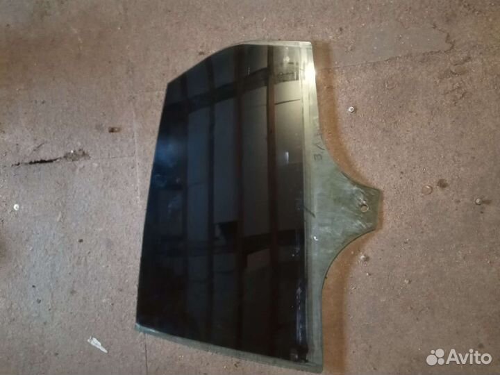 Стекло заднее левое форд фокус 3 седан