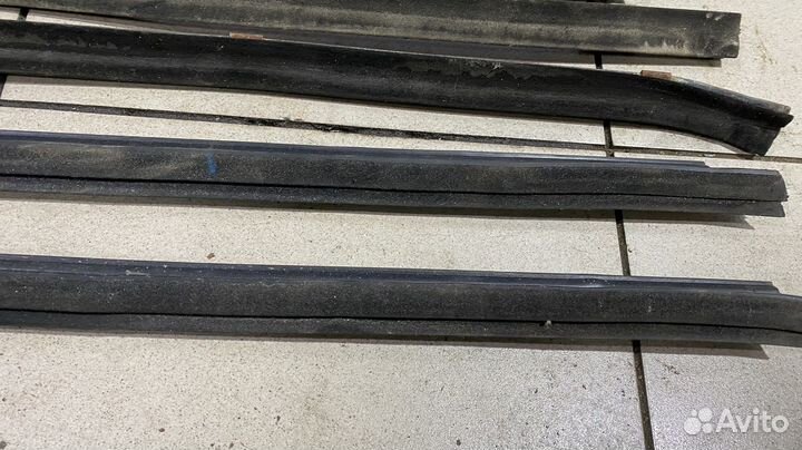 Уплотнители бархотки стекол Mercedes Benz W140