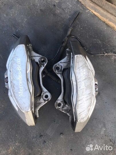 Передние суппорты мерседес 222 2016г