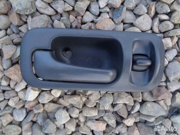 Ручка двери внутренняя задняя левая Honda Odyssey