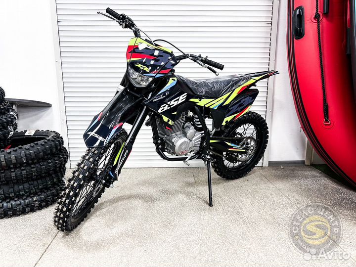 BSE Z 3 L Spek Green