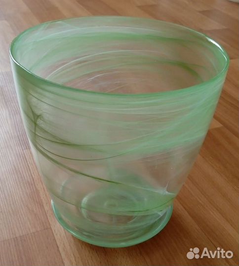 Стеклянное кашпо для орхидей