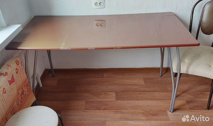 Кухонный стол бу