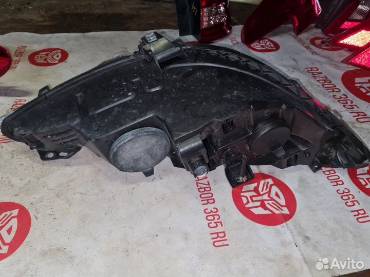 Фара галоген левая Peugeot 308 хечбек 1.6 2009