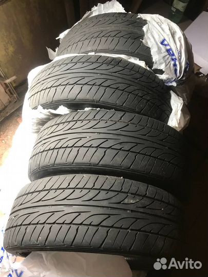 Dunlop SP Sport LM703 215/4.5 R18