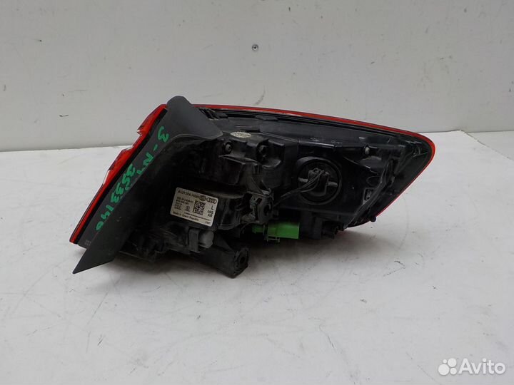 Фонарь задний левый наружный Audi A3 (8V) 2016