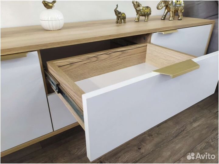 Тумба под телевизор