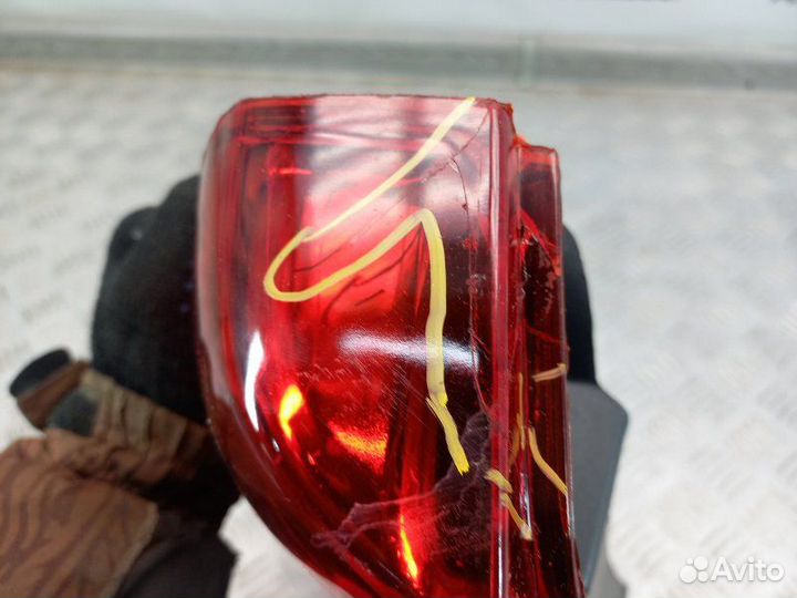 Фонарь задний левый Renault Logan 1