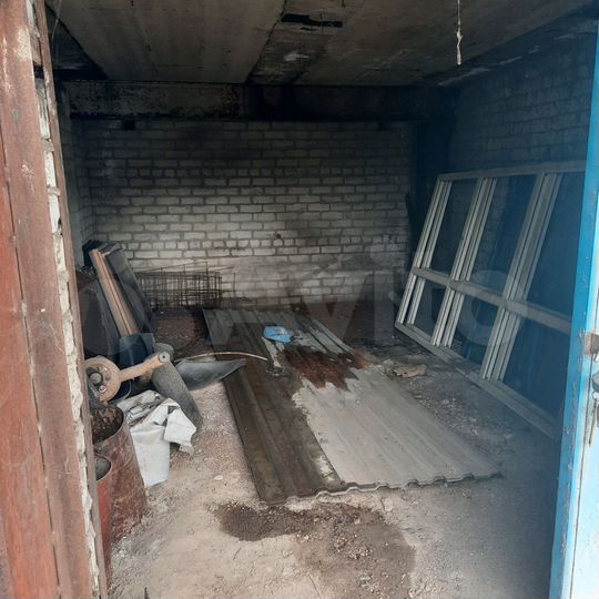 Гараж, > 30 м²