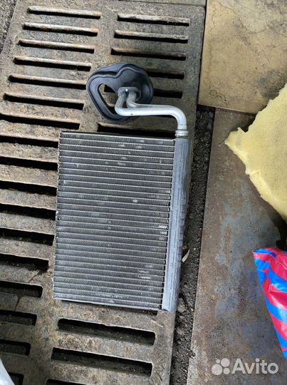 Радиатор испарителя кондиционера bmw e90