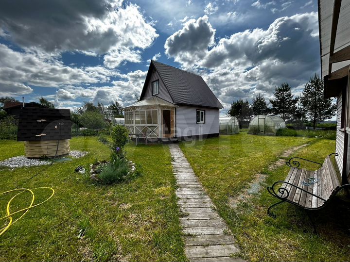 Дом 25,7 м² на участке 20 сот.