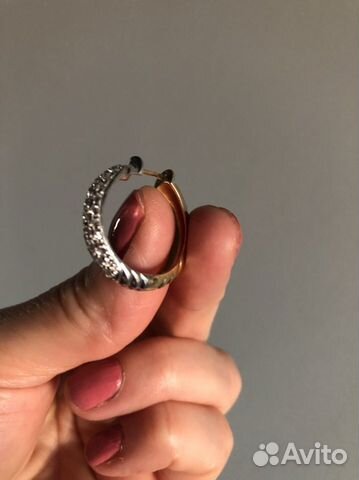 Золотые серьги с 56 бриллиантами, 18 карат.золото