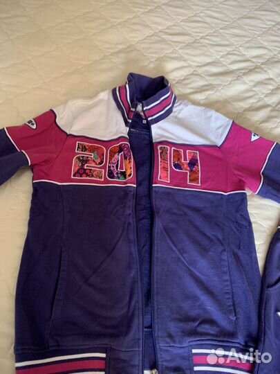 Спортивный костюм женский