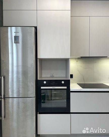 Кухонный гарнитур эмаль