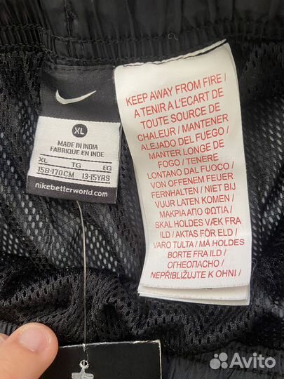 Нейлоновые штаны nike