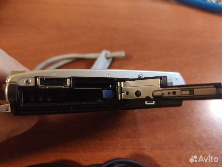 Компактная цифровая камера Sony DSC-T300