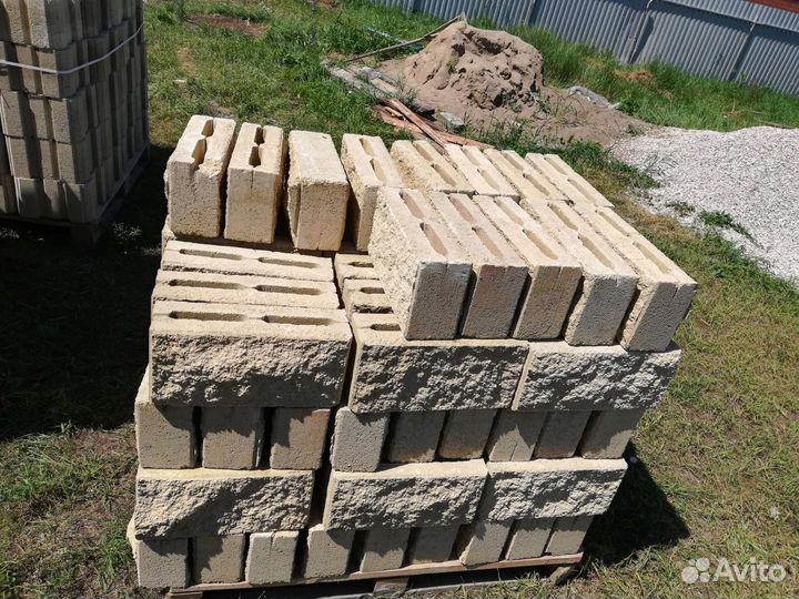 Блок колотый