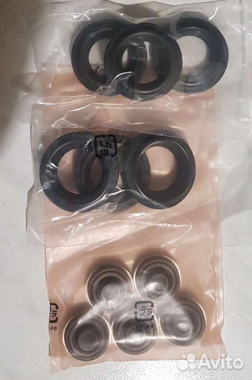 Набор прокладок 12050R70A00 Honda