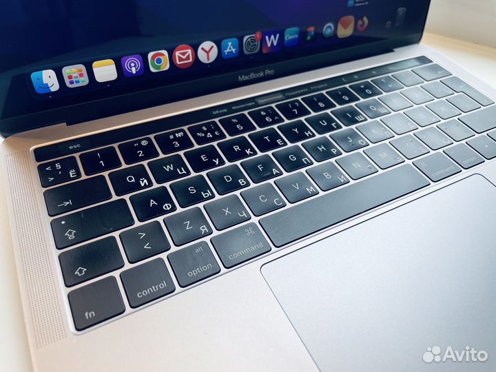 Apple MacBook Pro 13 16gb 1trb