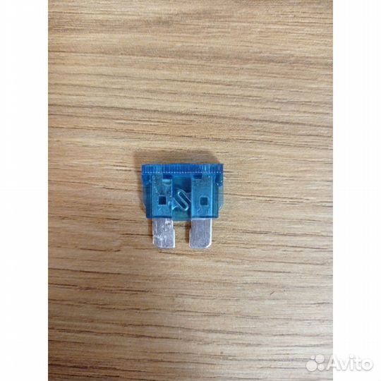 Предохранитель 15А флажковый Blue TX FT-15