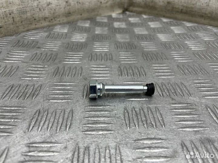 Направляющая суппорта Kia Optima 4 G4KJ 2018