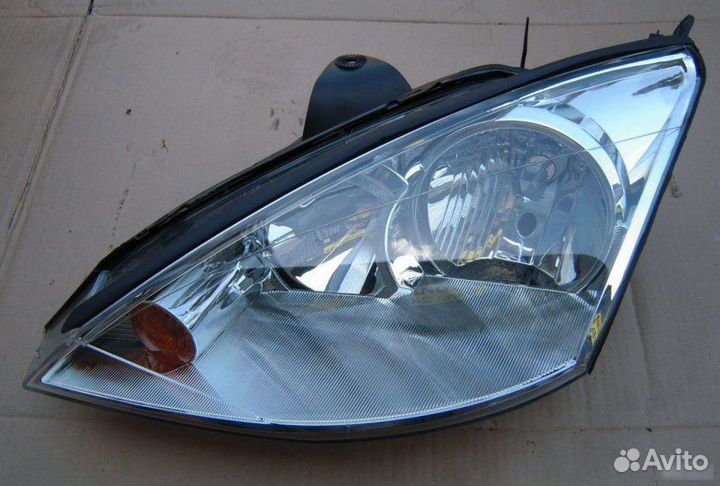 Фара правая+ левая Ford Focus