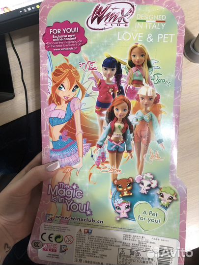 Кукла Winx блум
