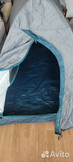 Палатка Quechua MH100 (Декатлон)