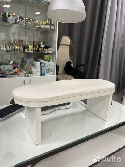 Подставка для рук маникюрная