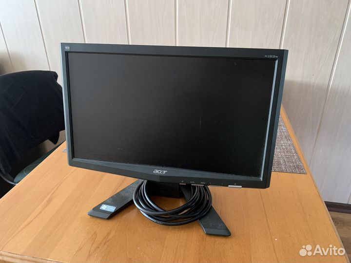 Монитор Acer 16”