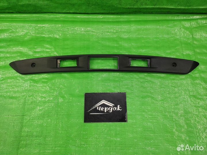 Накладка двери багажника VW Tiguan 2011-2016