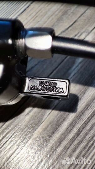 Гидравлические тормоза Shimano MT200