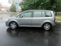 Volkswagen Touran 2.0 MT, 2007, 318 000 км, с пробегом, цена 629 000 руб.