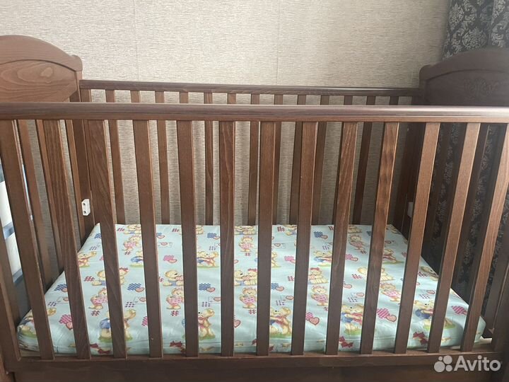 Кровать детская в хорошем состояние