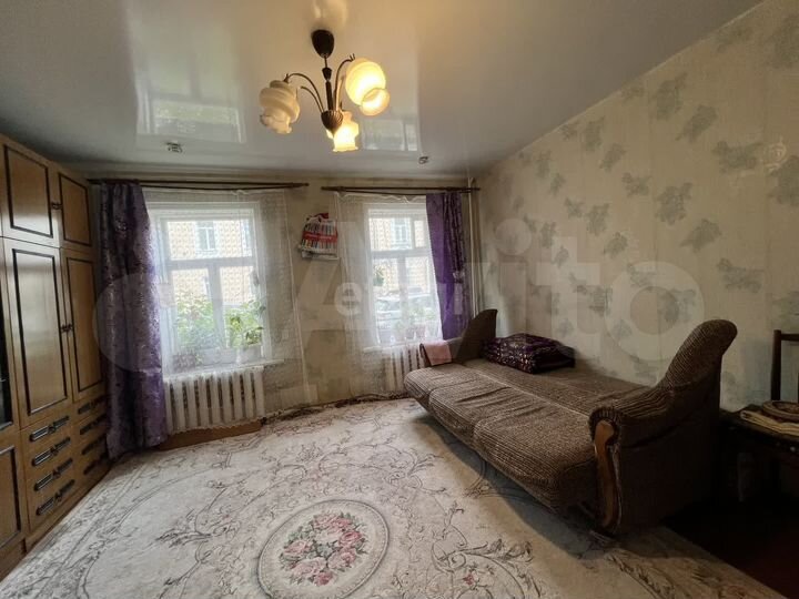 2-к. квартира, 64 м², 1/2 эт.