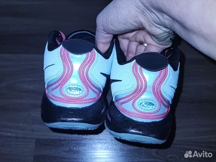 Футзалки nike