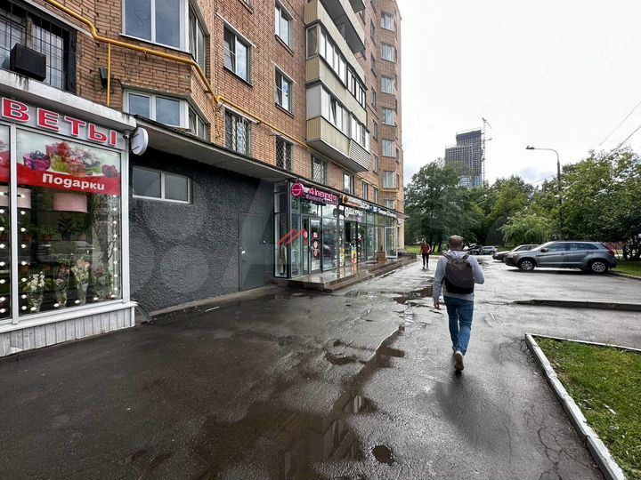 Продам торговое помещение, 79 м²