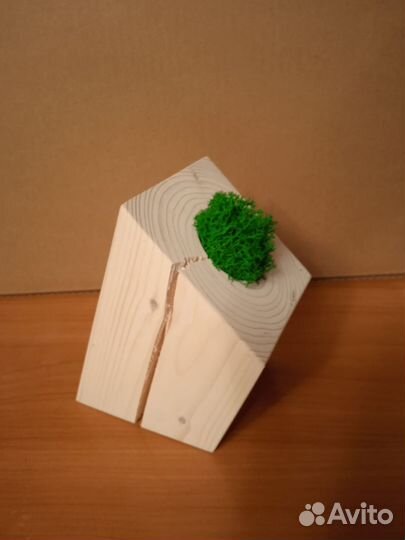 Сувениры из дерева