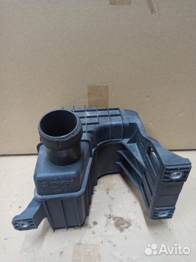 Резонатор воздушного фильтра Mazda 6 GH 2007