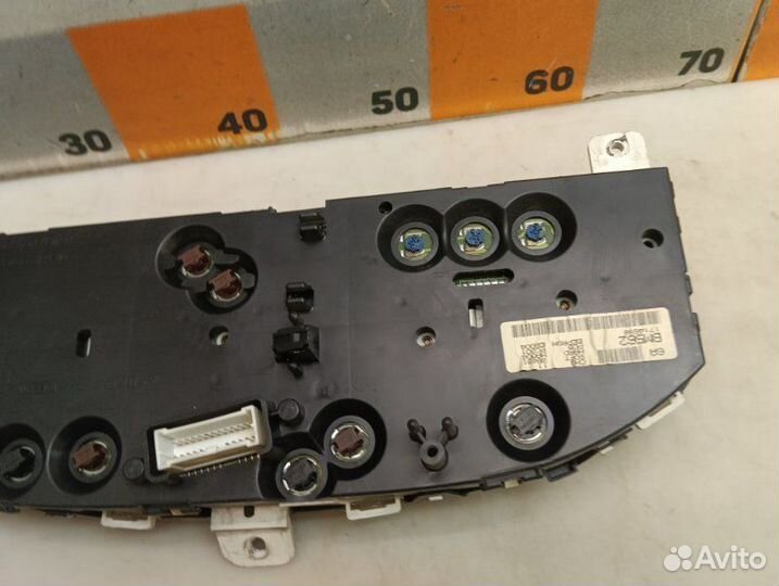 Панель приборов Nissan Almera N16 1.8 2001