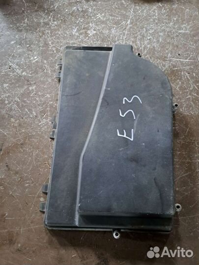 Крышка блока предохранителей BMW E53