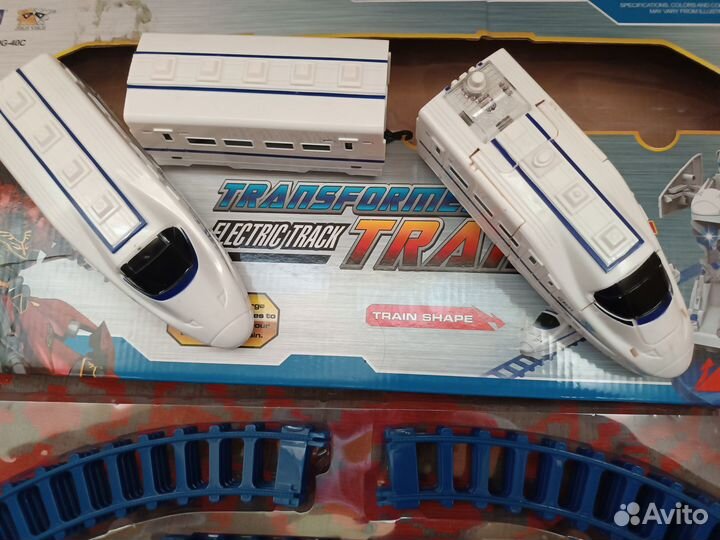 Игрушка поезд трансформер