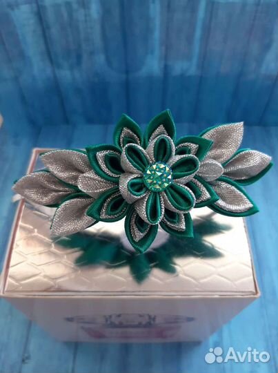 Заколка для волос