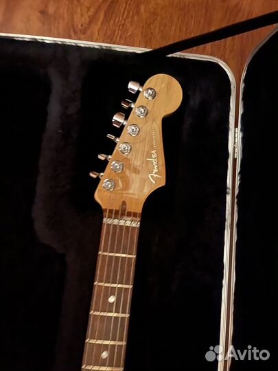 Fender american deluxe stratocaster