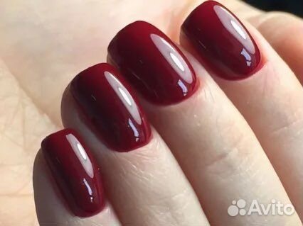 Маникюр с покрытием гель-лаком