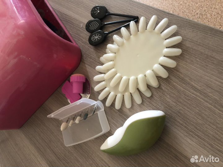 Уф лампа для ногтей и аппарат для маникюра