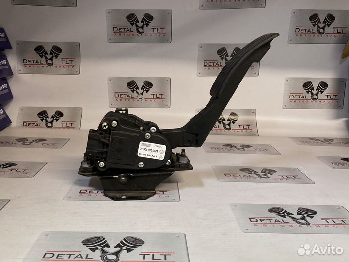 Педаль газа электронная Ларгус Дастер оригинал