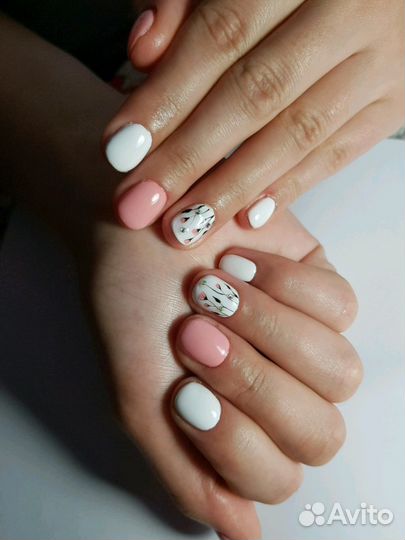 Маникюр