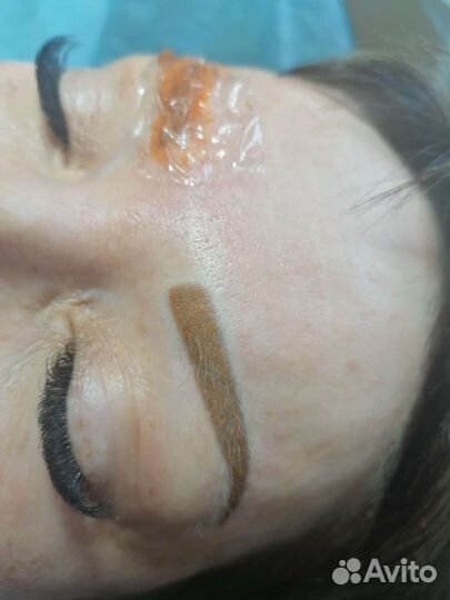 Перманентный макияж татуаж бровей, губ