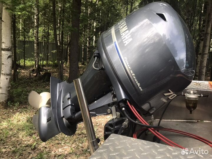 Моторная лодка